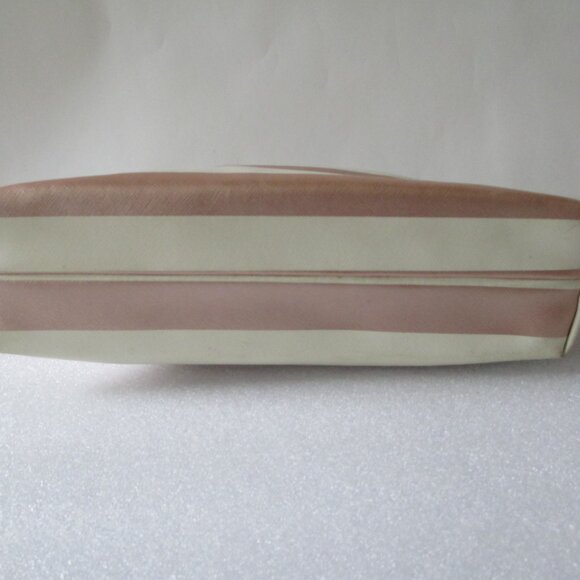 BETSY JOHNSON TRAVEL BAG - Picture 8 of 16